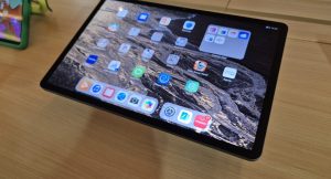 huawei-mate-se-smartphone-terjangkau-dengan-performa-handal